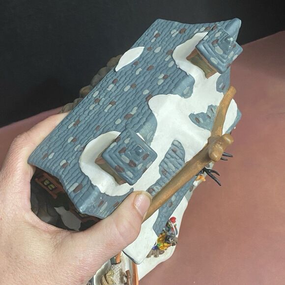 Victorian Village Collectibles 2000 Edition Old Towne Frost Fishing Shop Vintage - Picture 8 of 10